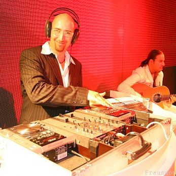 DJ LED Wand, DJ Konsole, auf Bühne